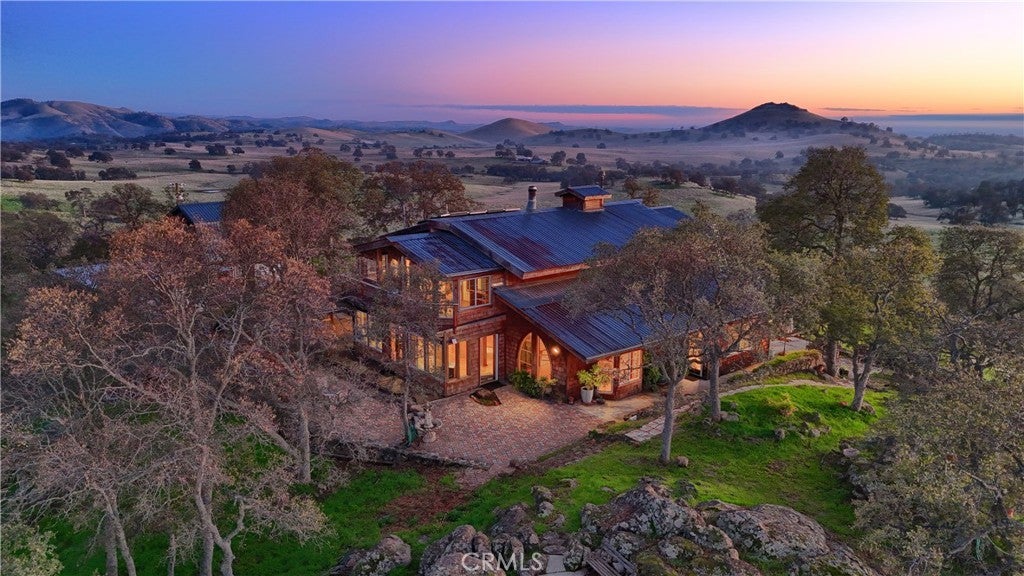 Photo of Listing #MP25263695