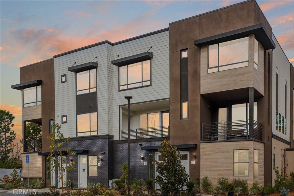 Photo of Listing #PW25269386