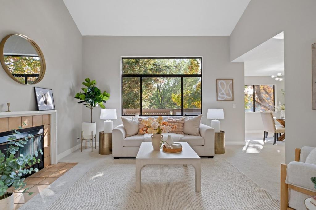 Photo of Listing #ML82028343