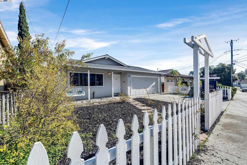 Photo of Listing #41118560