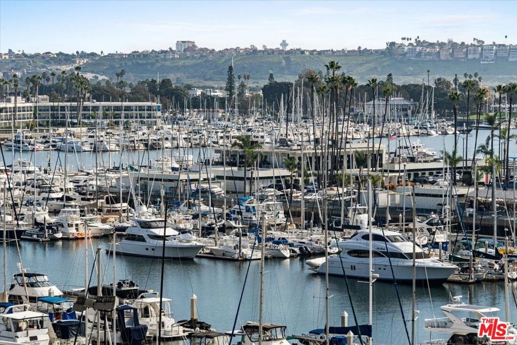 Photo of Listing #25625381