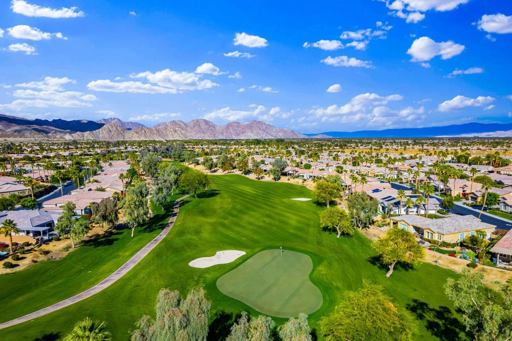 81945 Golden Star Way, La Quinta