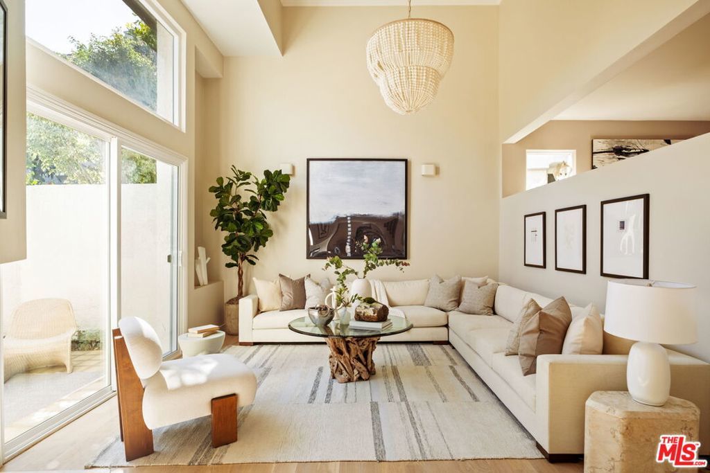 Photo of Listing #25624571