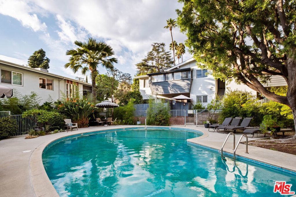 Photo of Listing #25620729