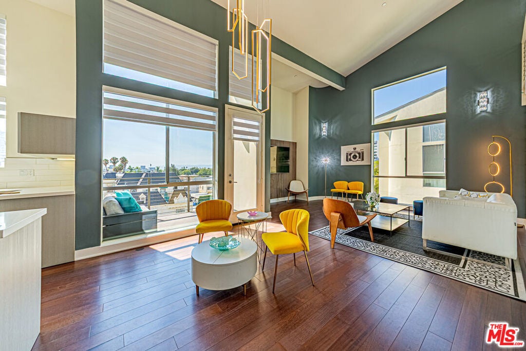 Photo of Listing #25625851