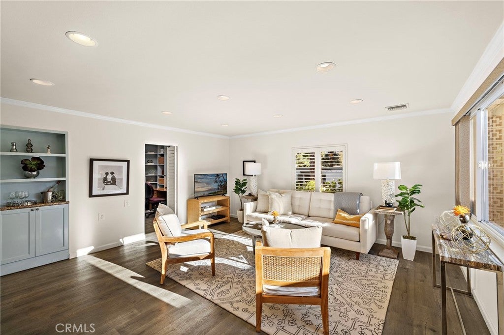 Photo of Listing #OC25271051