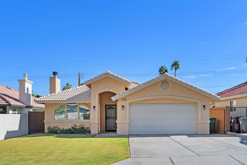 51840 Avenida Madero, La Quinta
