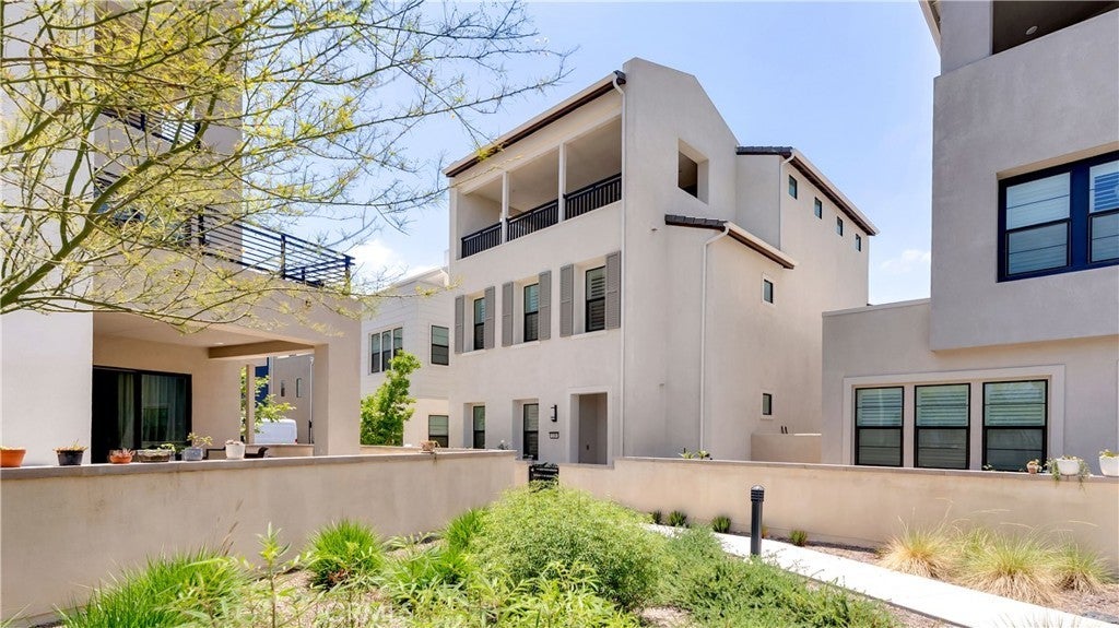 Photo of Listing #PW25271397