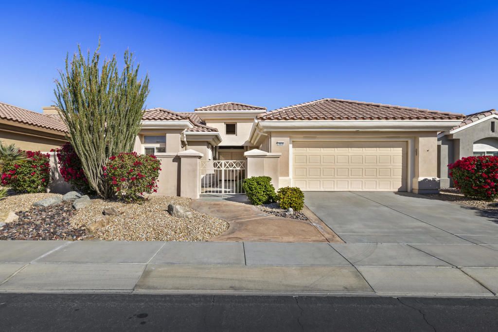 78650 Blooming Court, Palm Desert