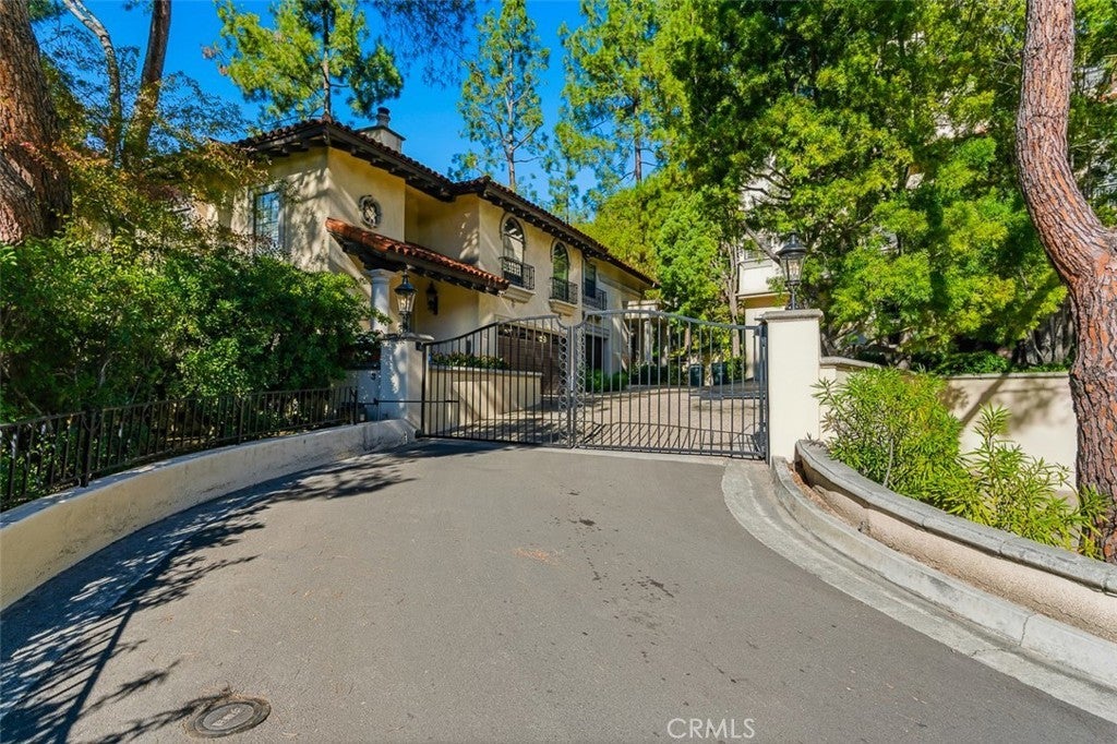 Photo of Listing #WS25263863