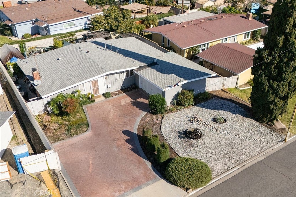 Photo of Listing #PW25273092