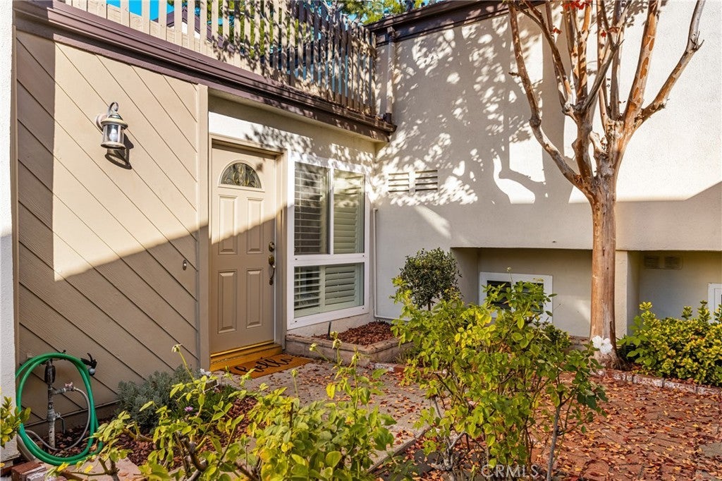 Photo of Listing #PW25268297