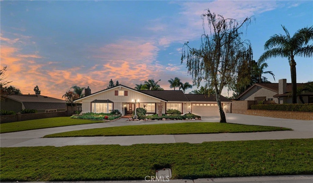 Photo of Listing #CV25273405