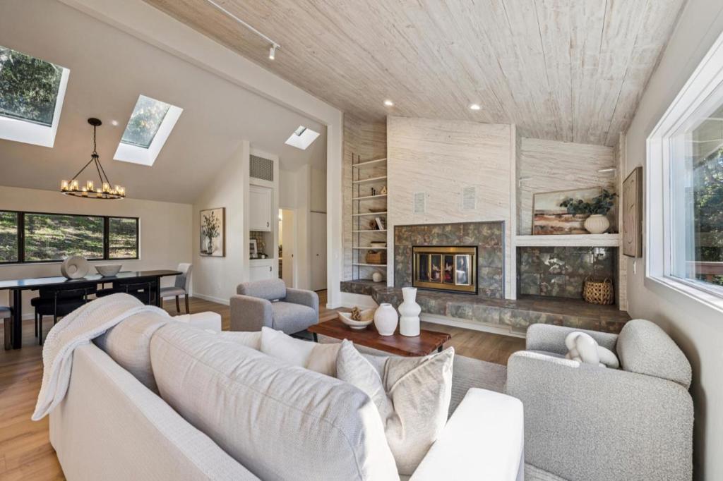 Photo of Listing #ML82029129