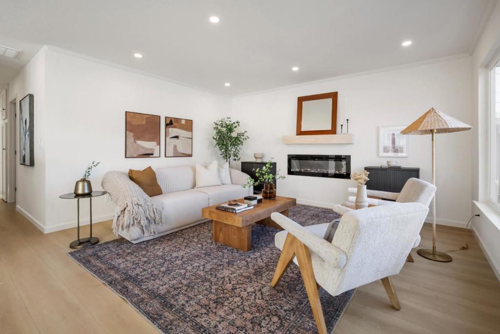 Photo of Listing #ML82029332