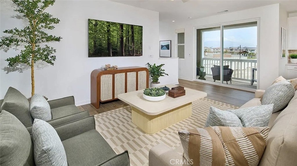 Photo of Listing #OC25275273