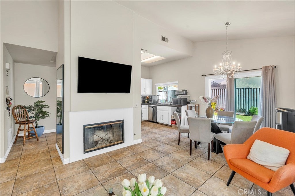 Photo of Listing #PW25275372