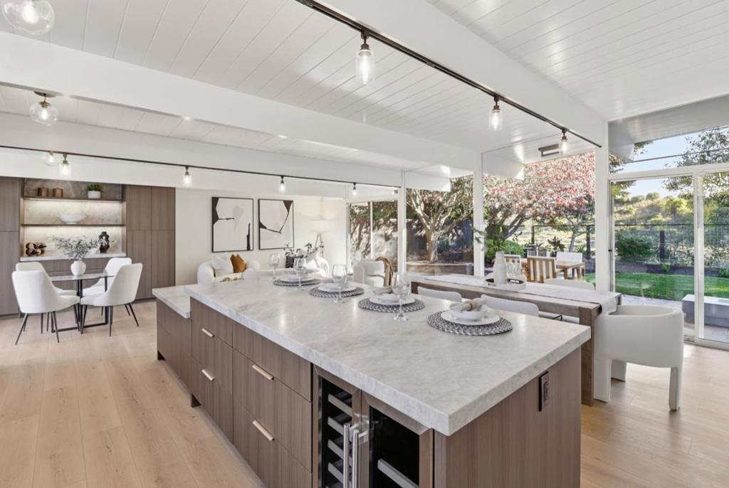 Photo of Listing #ML82029044