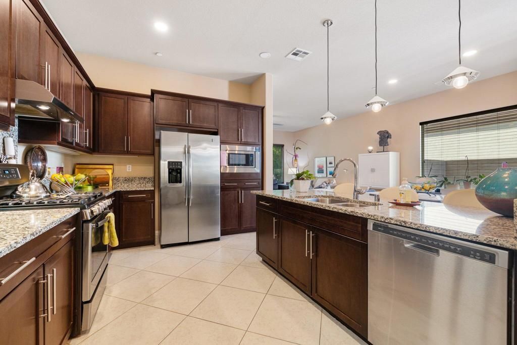 39228 Calle Negrete, Indio