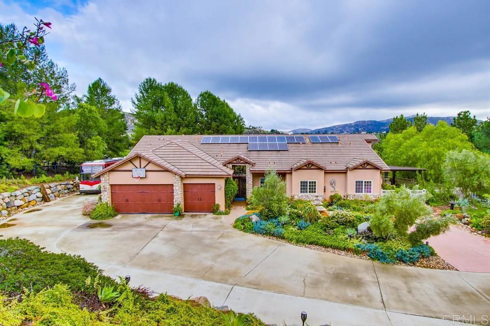 Photo of Listing #PTP2509136