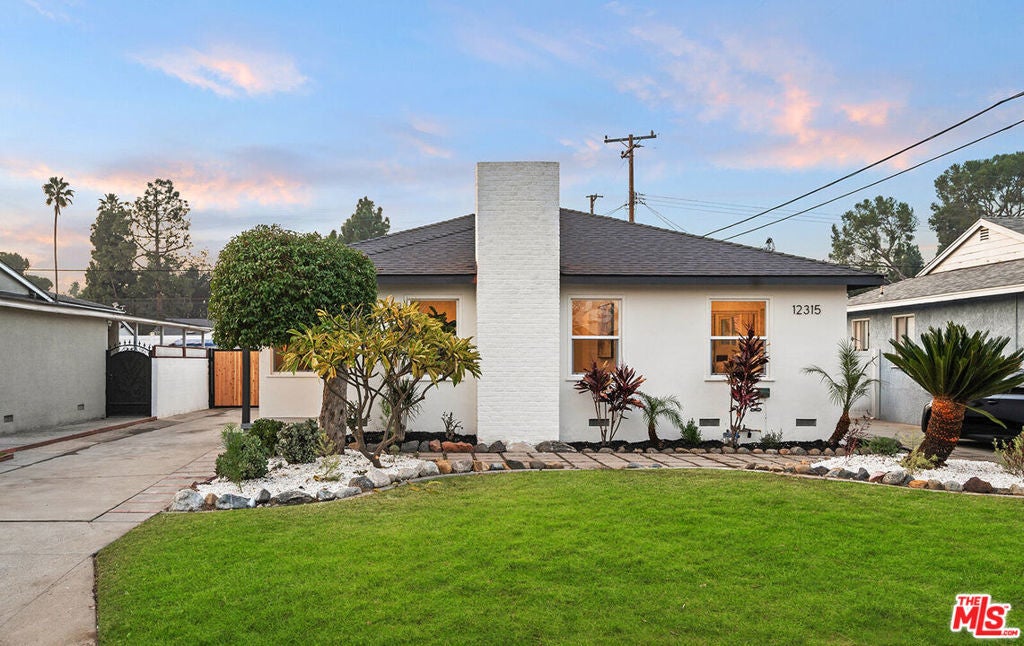 Photo of Listing #25628209