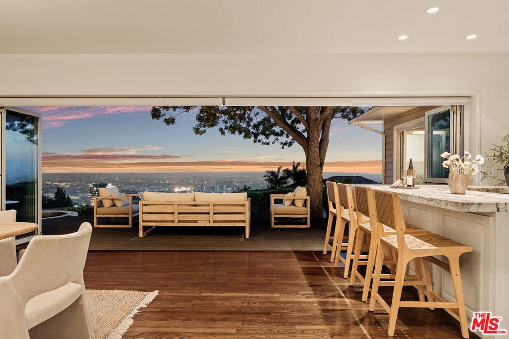 Photo of Listing #25623989