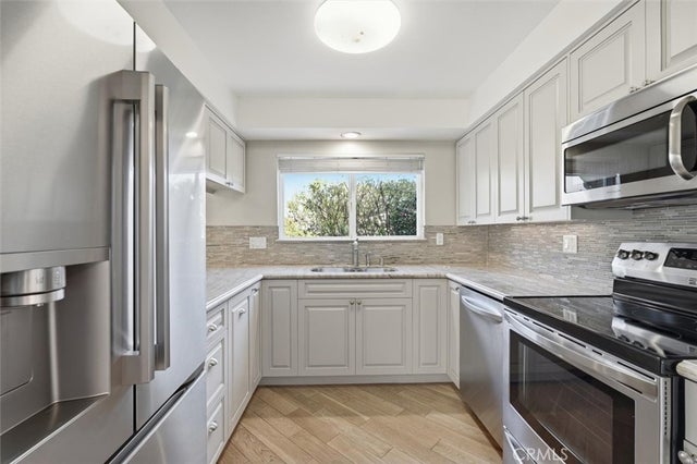 23017 Maple, Torrance.