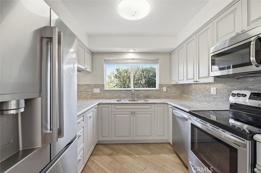 Photo of Listing #SB25274517