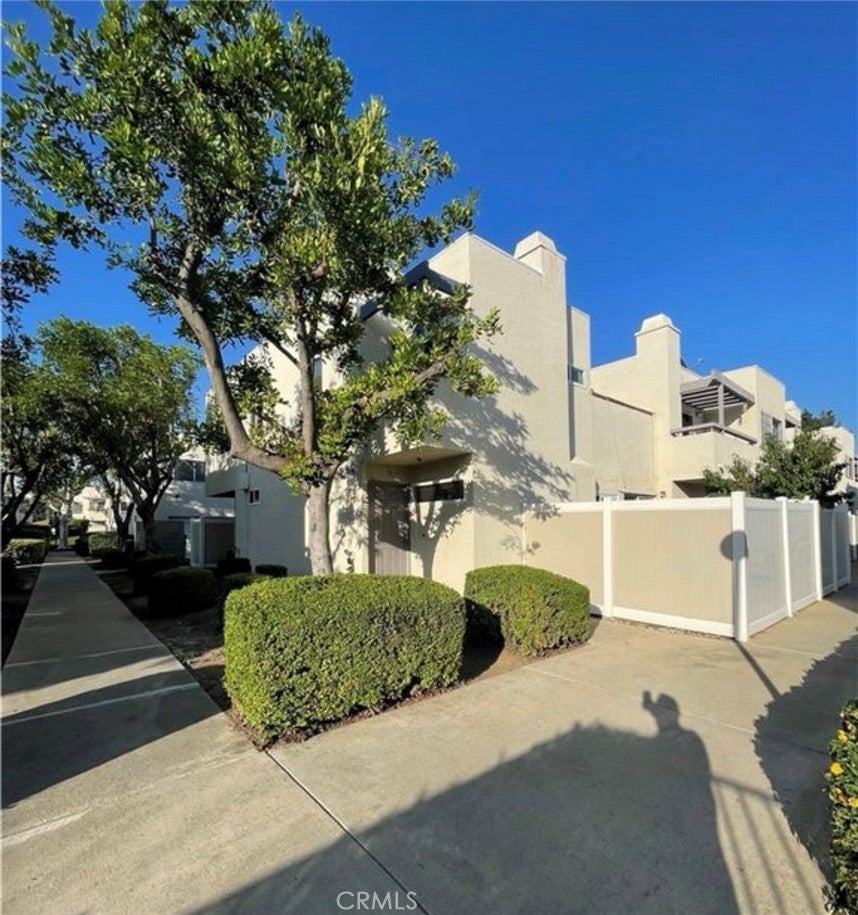 Photo of Listing #WS25277215