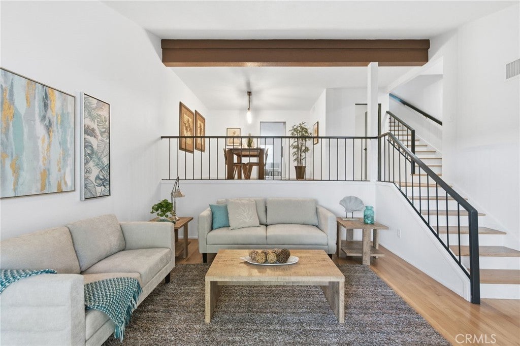 Photo of Listing #PW25276693