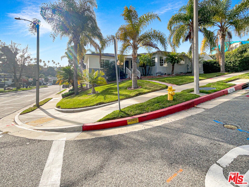 Photo of Listing #25629879