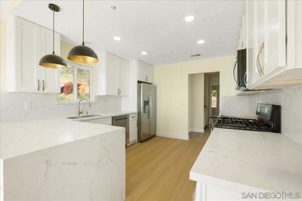 Photo of Listing #250046002SD