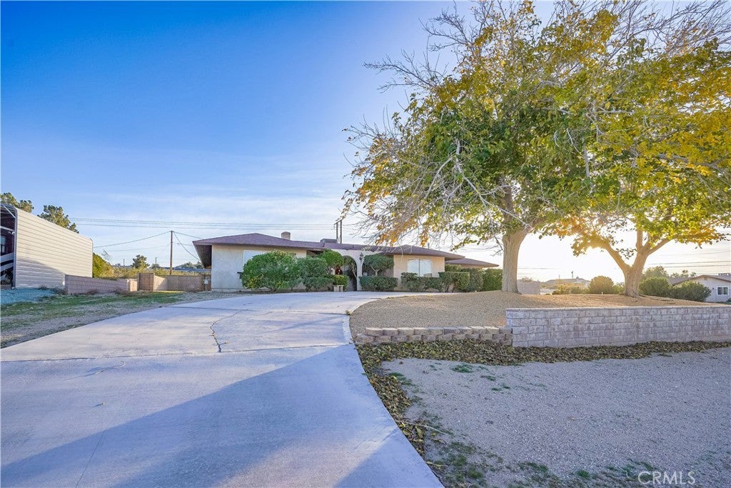 Photo of Listing #IV25278755