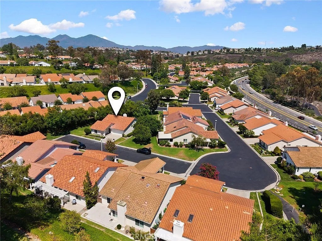 Photo of Listing #OC25278595