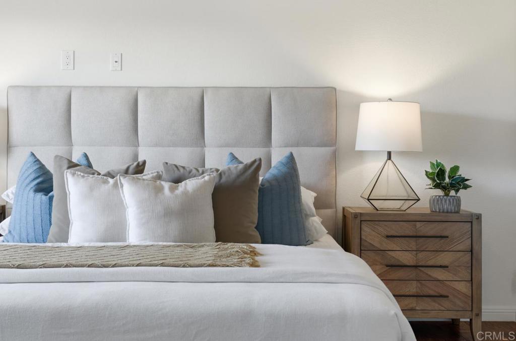 Photo of Listing #PTP2509237