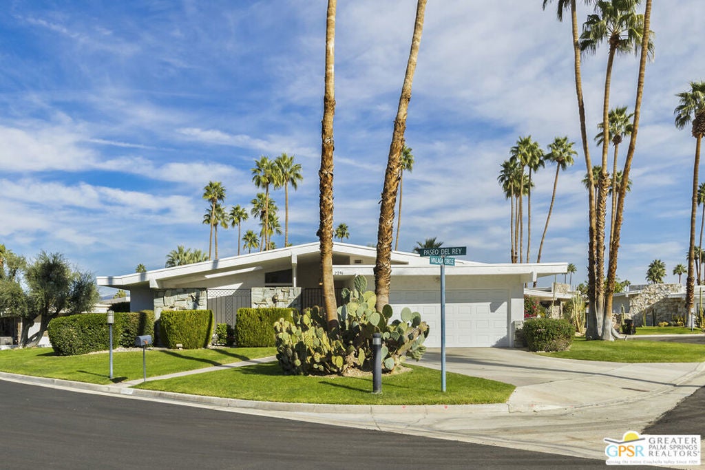 2296 Paseo Del Rey, Palm Springs