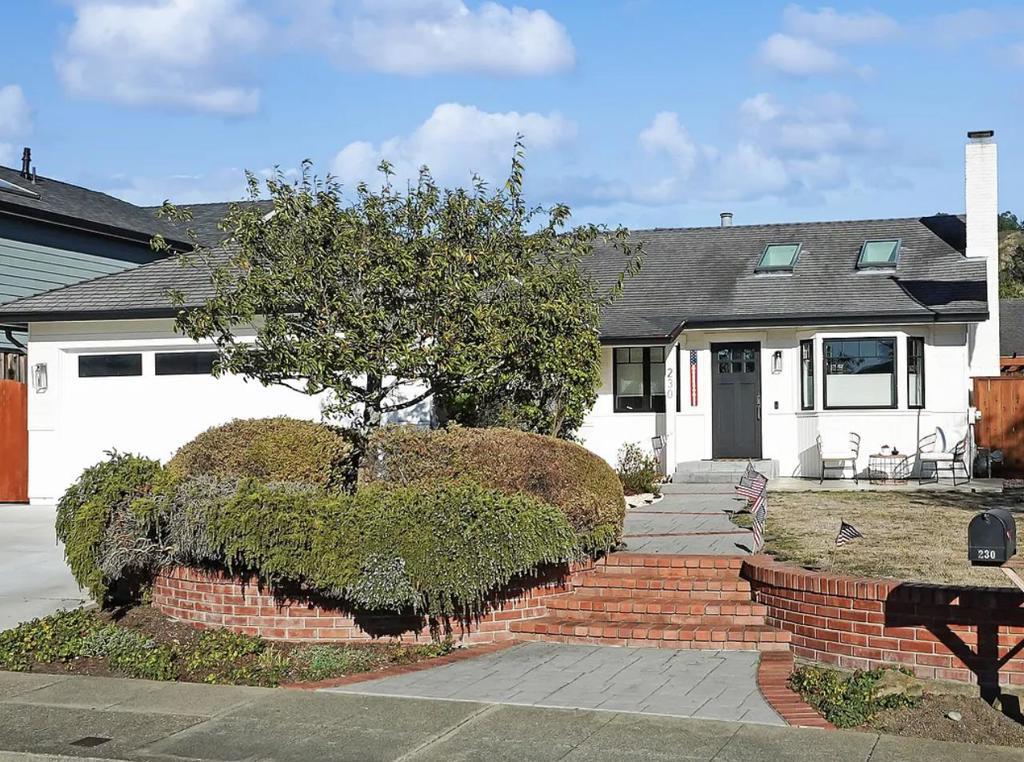 Photo of Listing #ML82029794