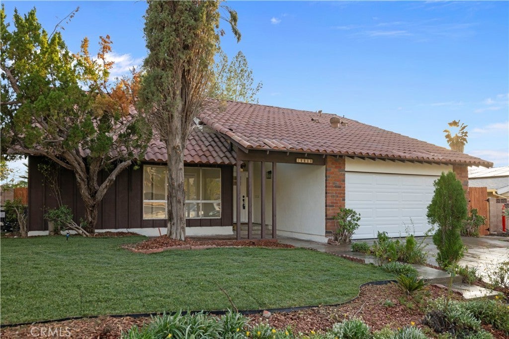 Photo of Listing #SR25279119