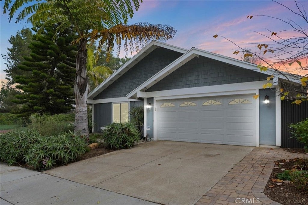 Photo of Listing #CV25279805