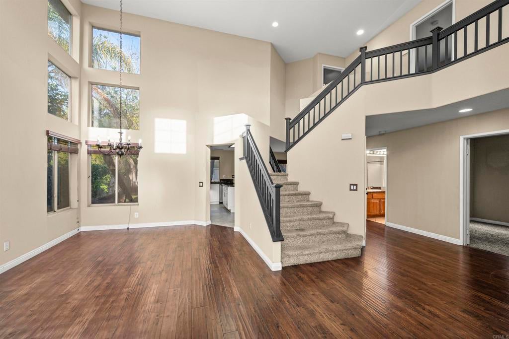 Photo of Listing #PTP2509259