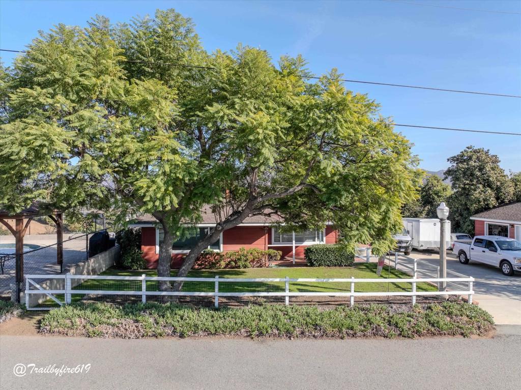 Photo of Listing #PTP2509279