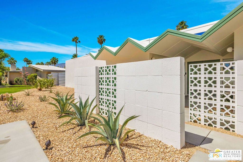 Photo of Listing #25631091PS