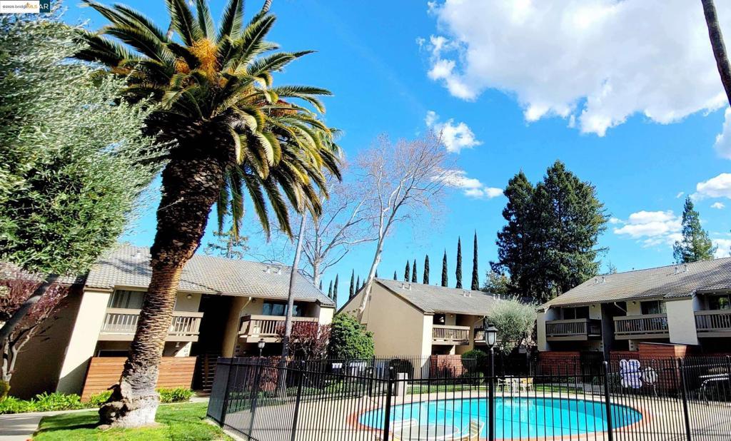 Photo of Listing #41119667