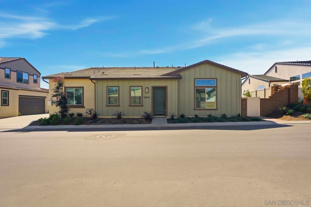 Photo of Listing #250046229SD