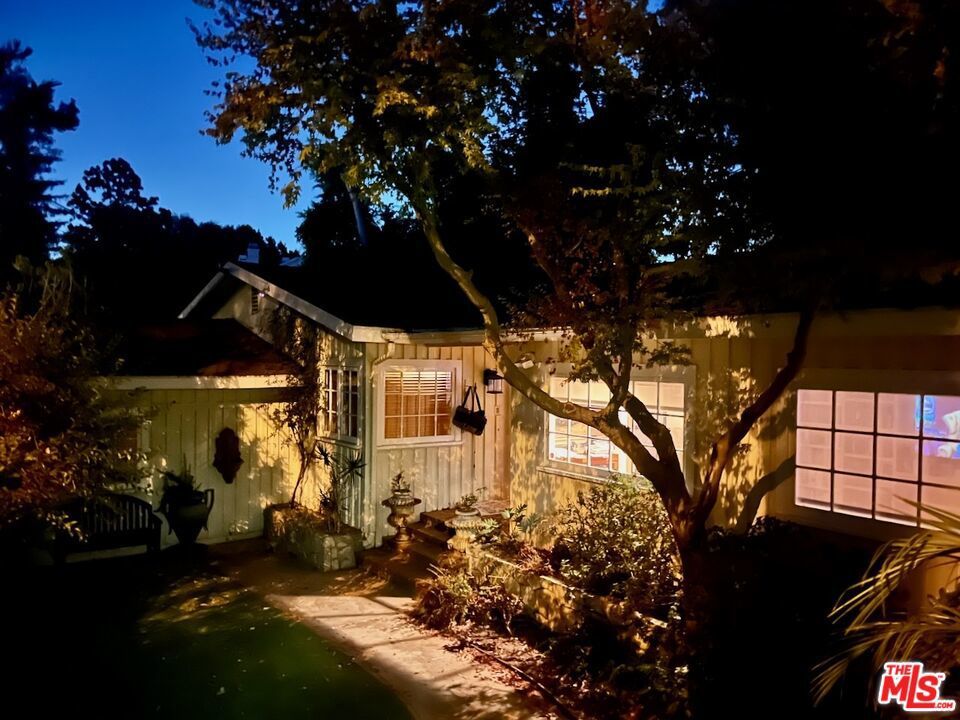 Photo of Listing #25631595