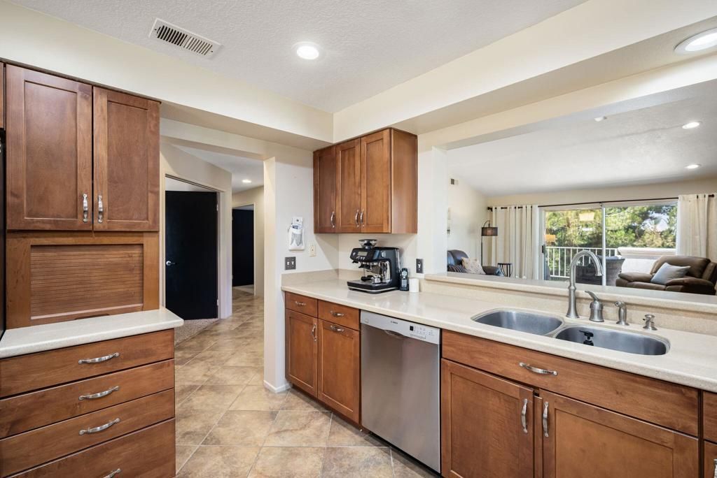 340 Vista Royale Drive, Palm Desert