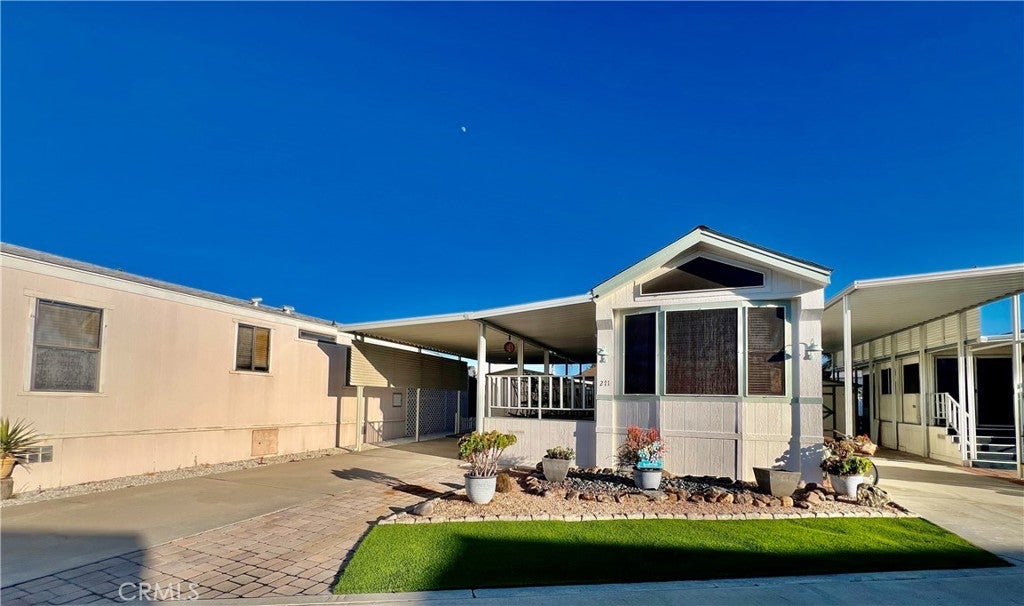 Photo of Listing #SW25282179