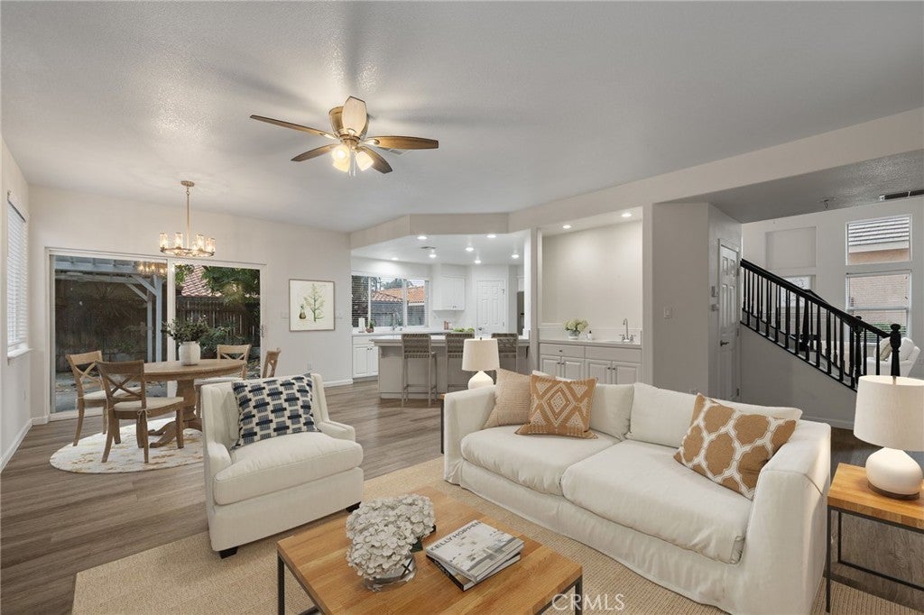 Photo of Listing #SR25282247