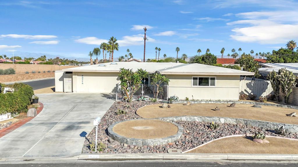 69774 Papaya Lane, Cathedral City