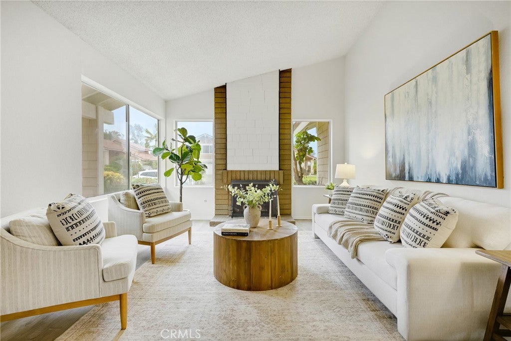 Photo of Listing #WS25278116